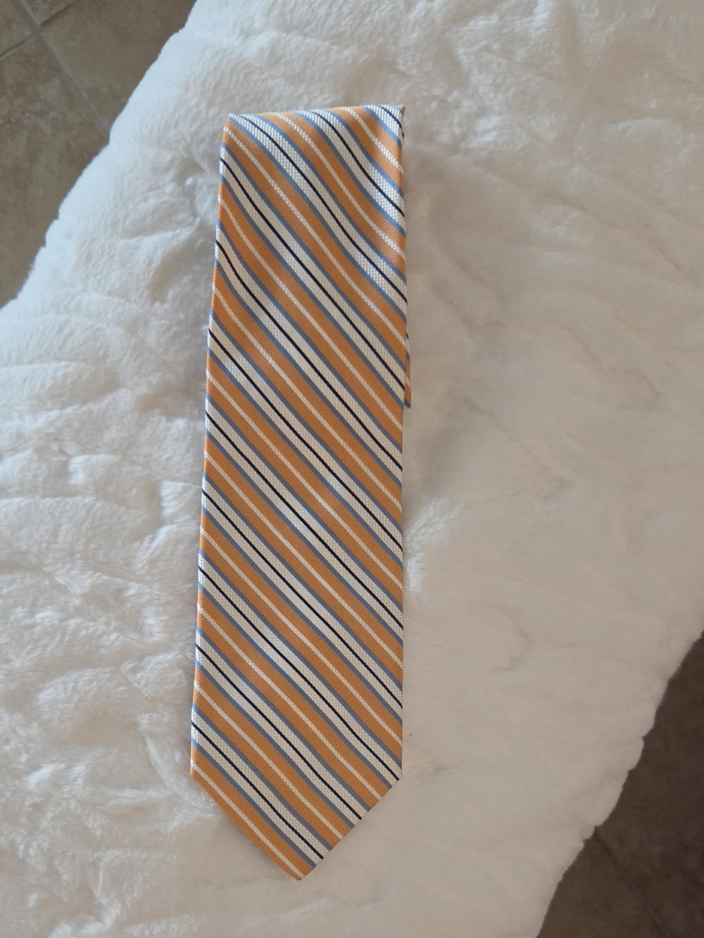 Jos. A. Bank Striped Men’s Tie - Picture 4 of 8
